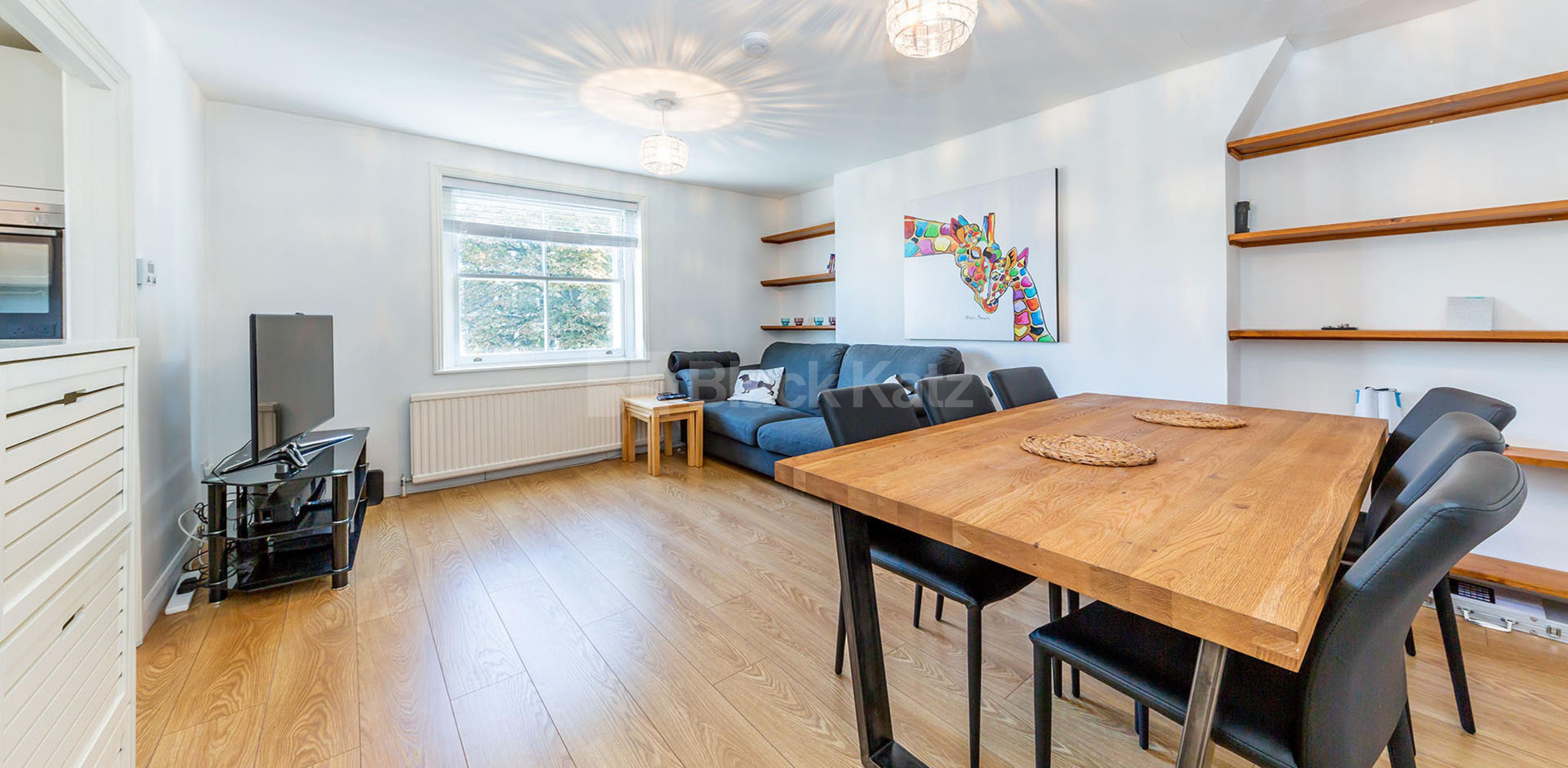 			LET!, 2 Bedroom, 1 bath, 1 reception Flat			 Oval Road, CAMDEN / REGENTS PARK NW1